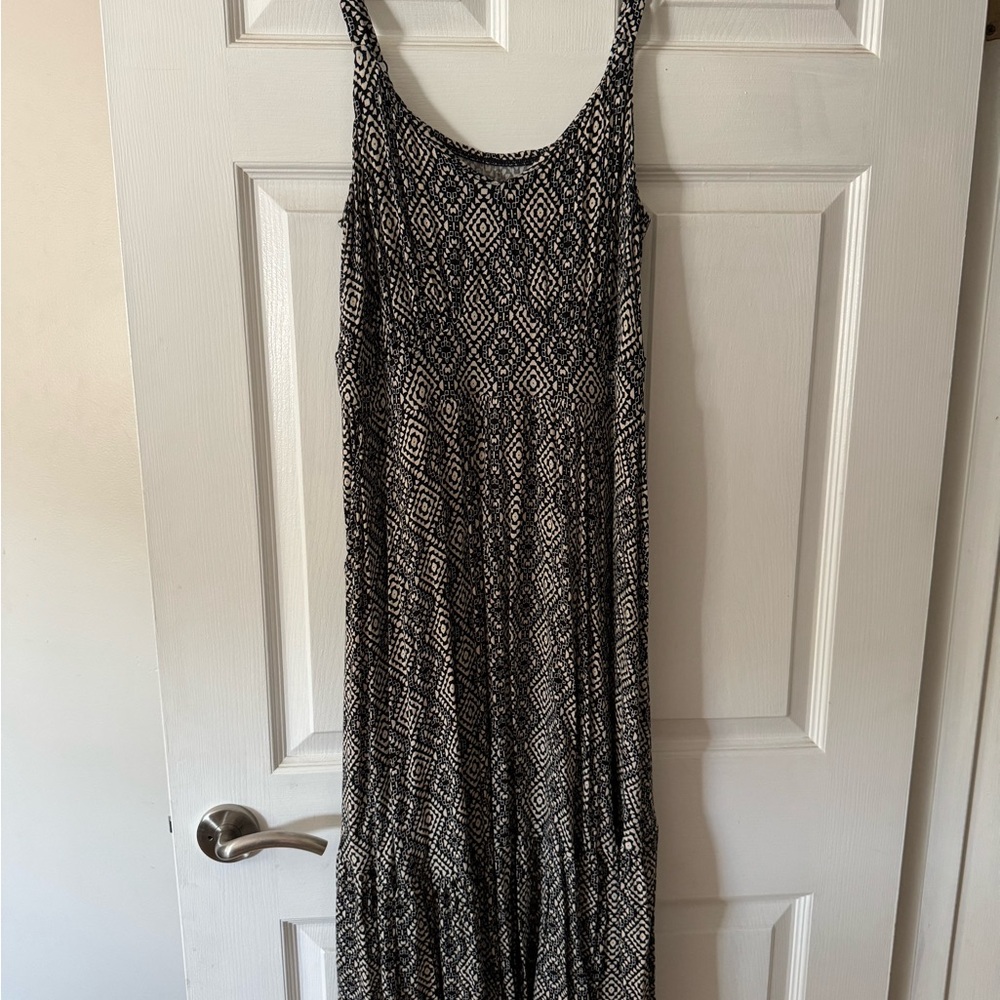 Torrid Black and White Geometric Sun Dress